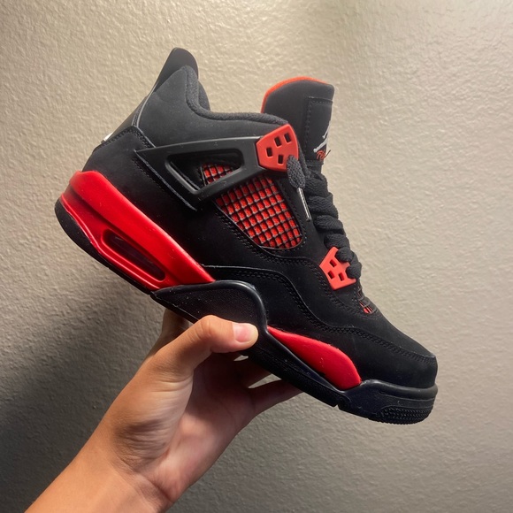 Jordan Retro 4s “Red Thunders” (GS)